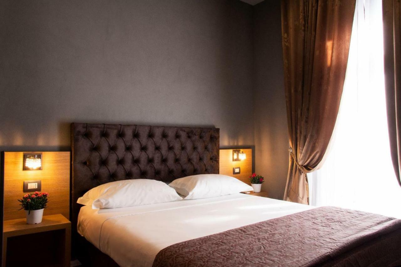 Umberto I° Suite & Spa Naples Exterior photo